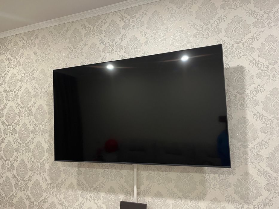 Продам телевизор Samsung в идеальном состоянии