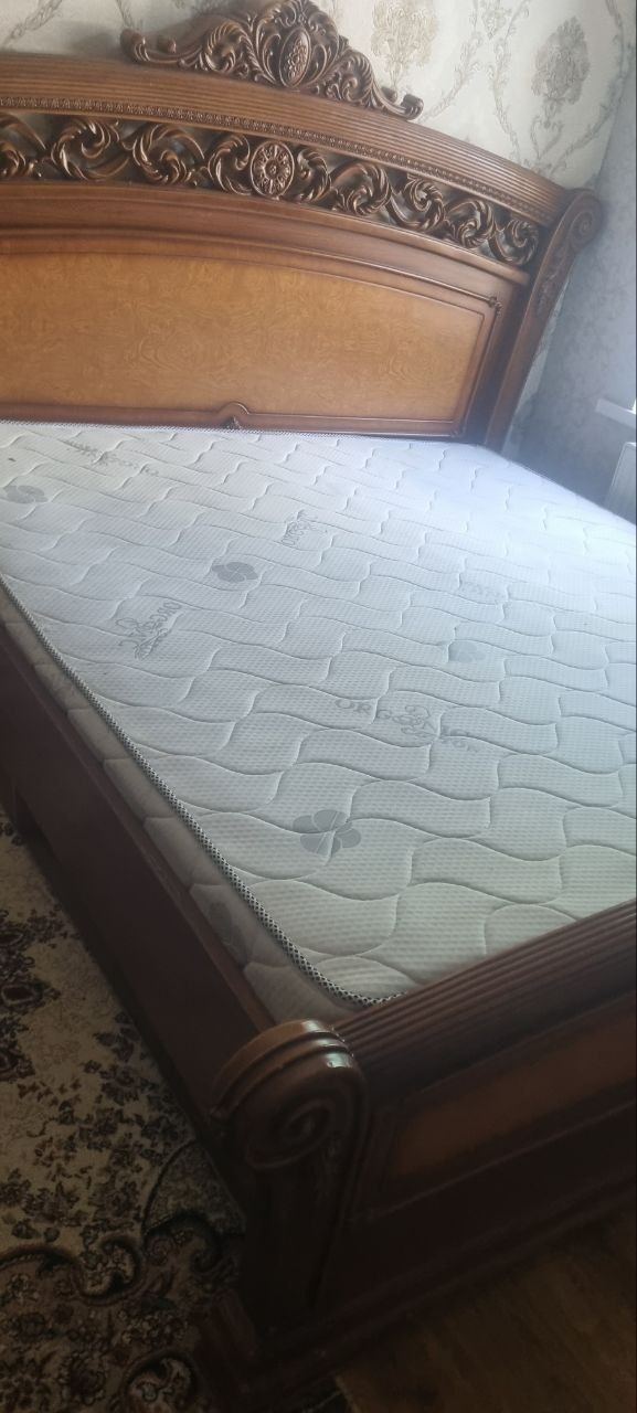 Срочно продам кровать китай