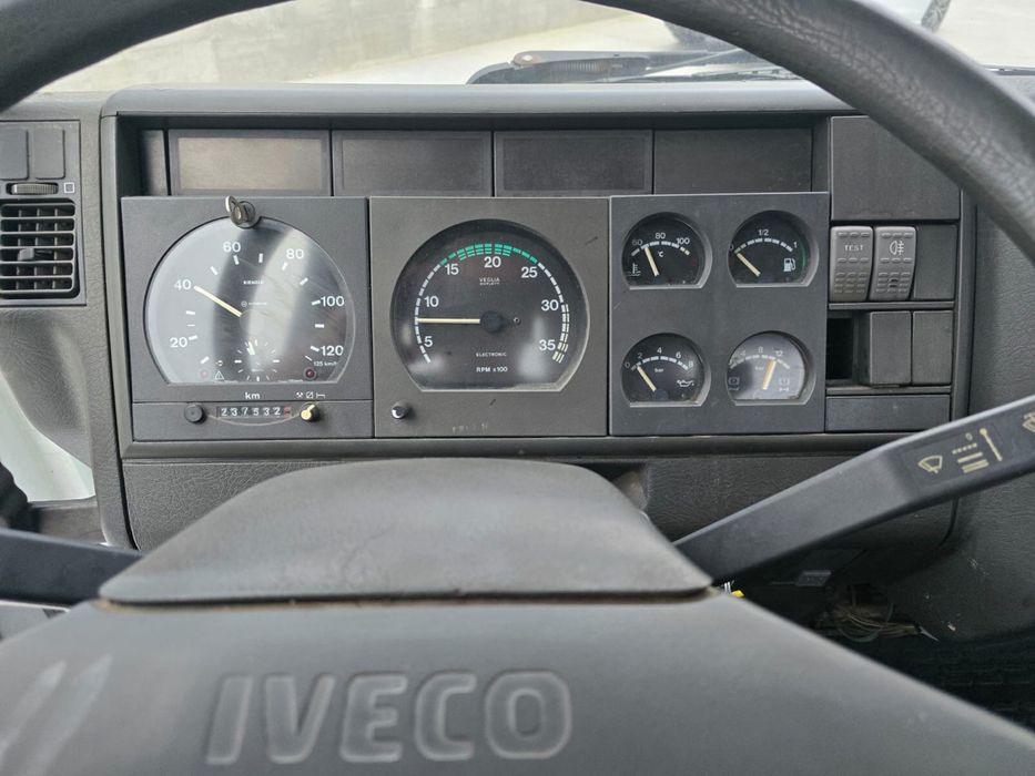Iveco Eurocargo 120E15 !! Macara Hiab de 4,5 T !! Impecabil !!