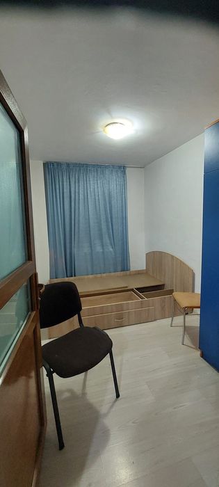 Proprietar vând apartament 3 camere HCC decomandat