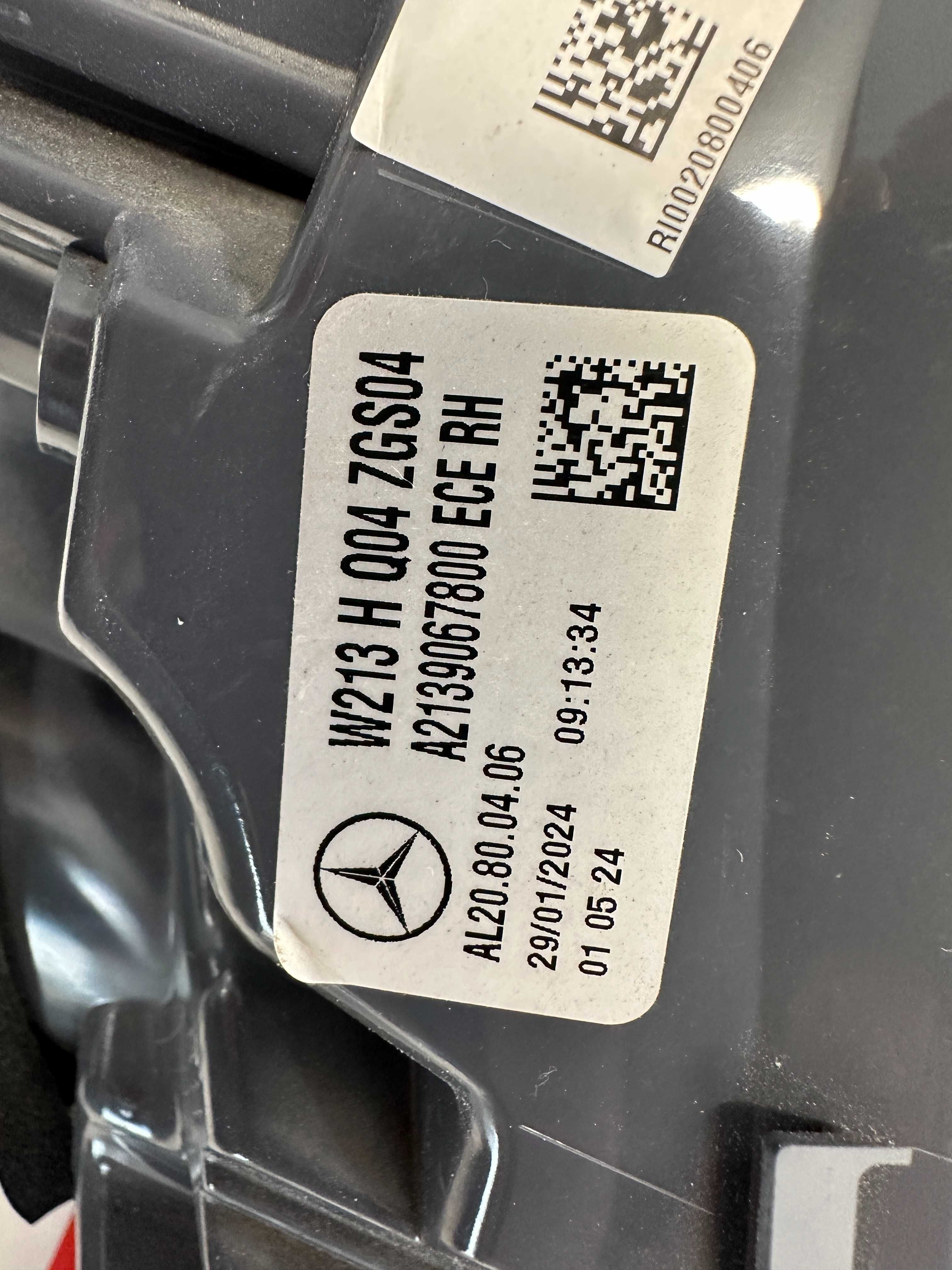 Задна светлина десен стоп стопове Mercedes E W213 Мерцедес E 213