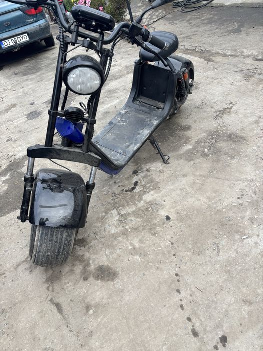 Vand scuter electric