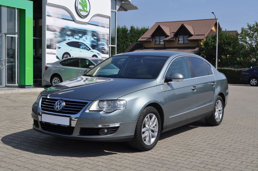 Volkswagen Passat Auto inmatriculat / Istoric de service reprezentanta complet