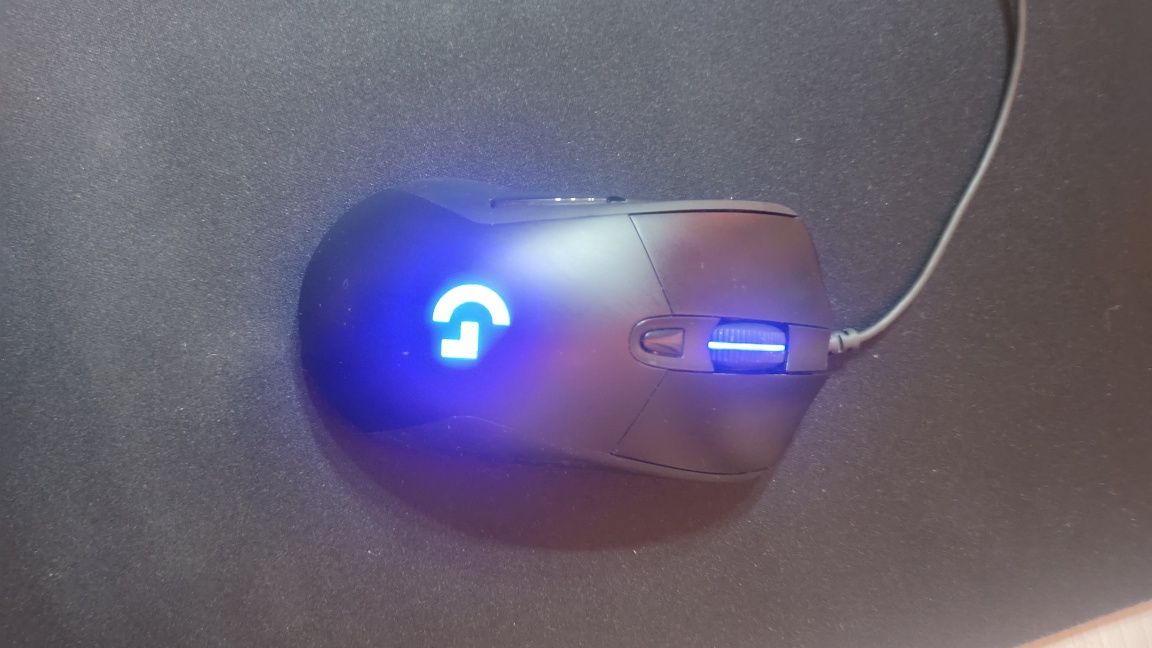 Logitech g403 hero