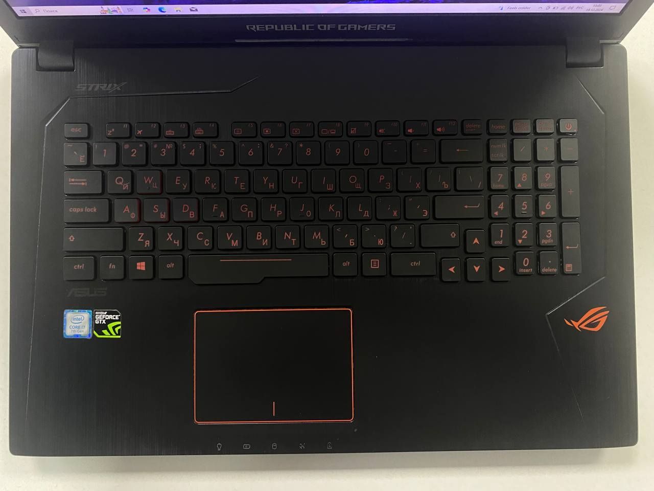Ноутбук Asus ROG Strix GL753VD в хорошем состоянии (б/у)!