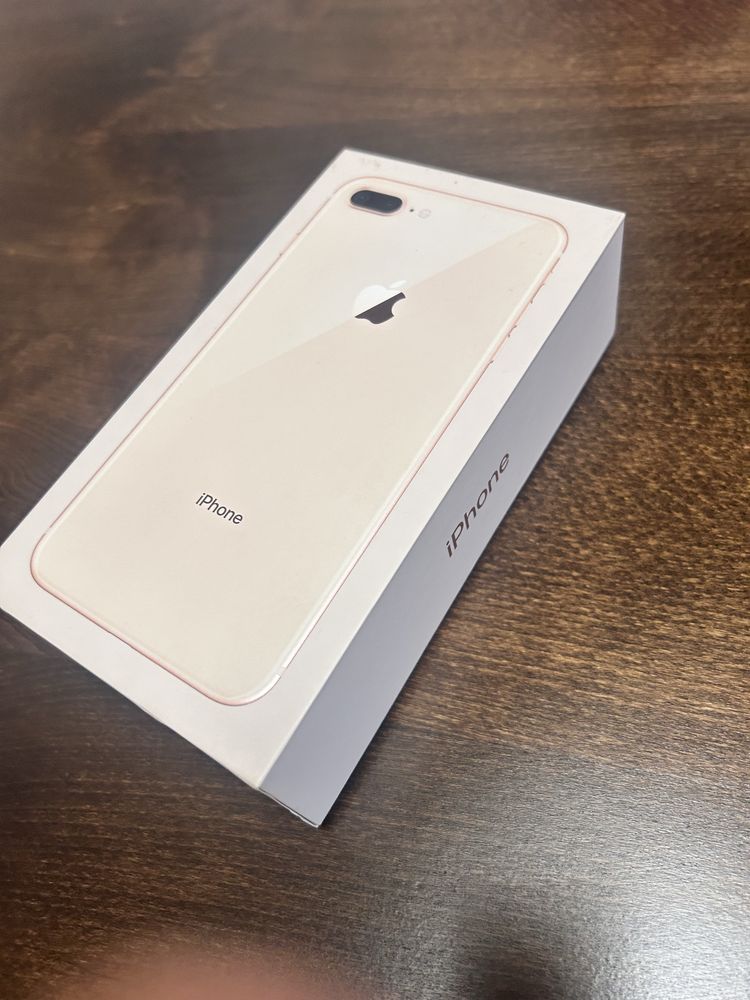 Iphone 8 plus Rose Gold 64 gb