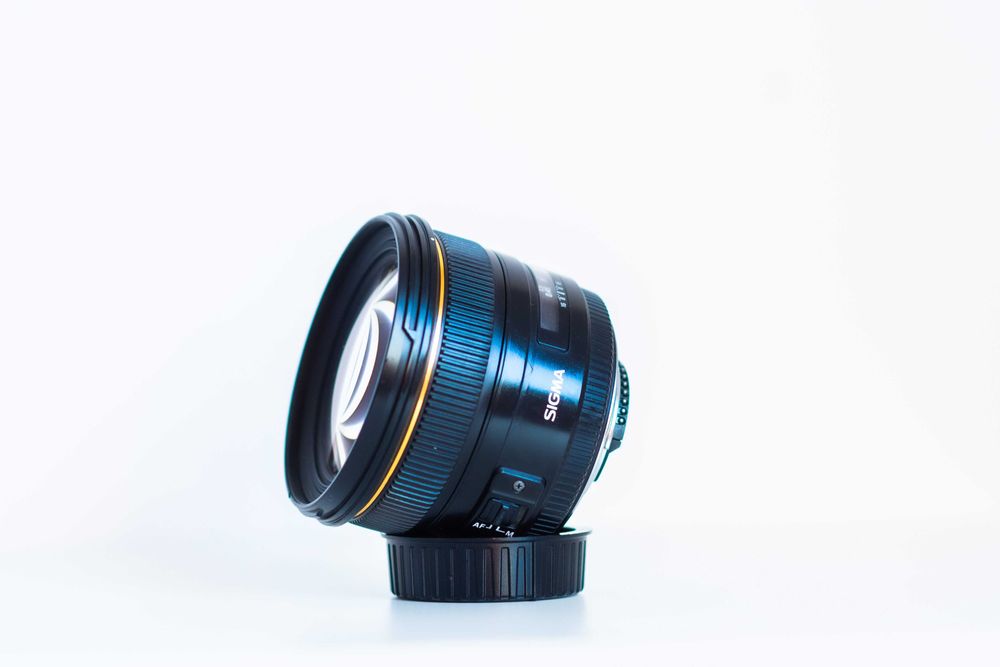 Obiectiv SIGMA 50 f 1.4 Ex DG Hsm montura NIKON FX Full Frame