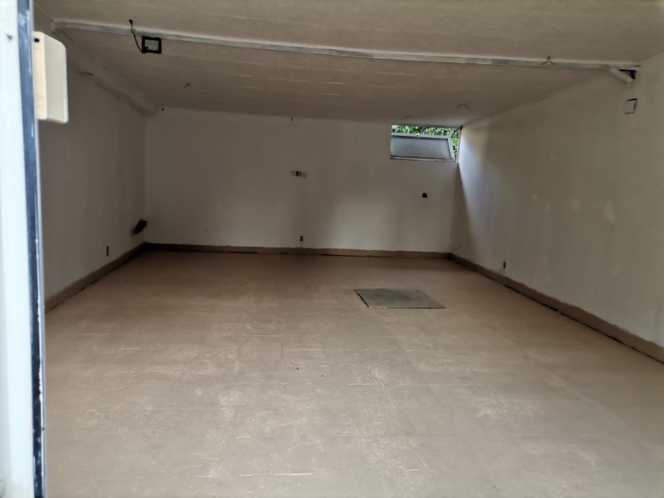 Spatii de inchiriat Otopeni Central