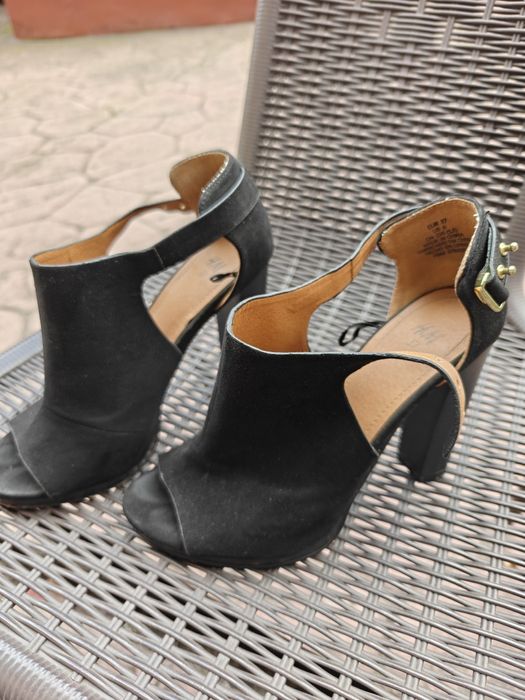 Sandale cu toc, dama.