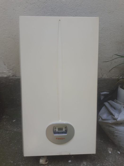 vand centrala termica pe gaze 24KW IMMERGAS + calorifer 1000x600