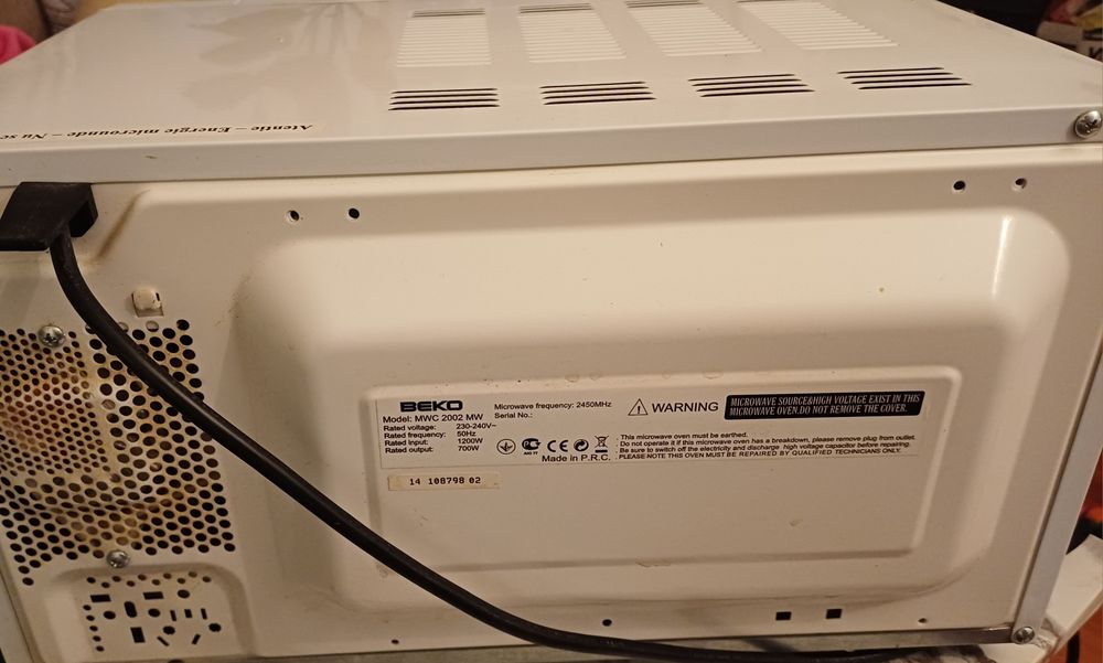 Cuptor microunde BEKO