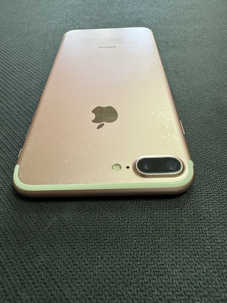 iPhone 7 Plus 32gb - заключен с айклауд