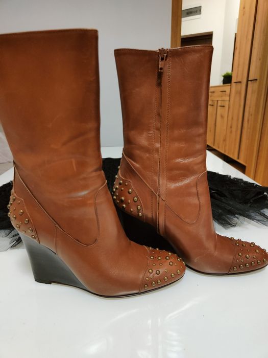 Уникални дамски ботуши