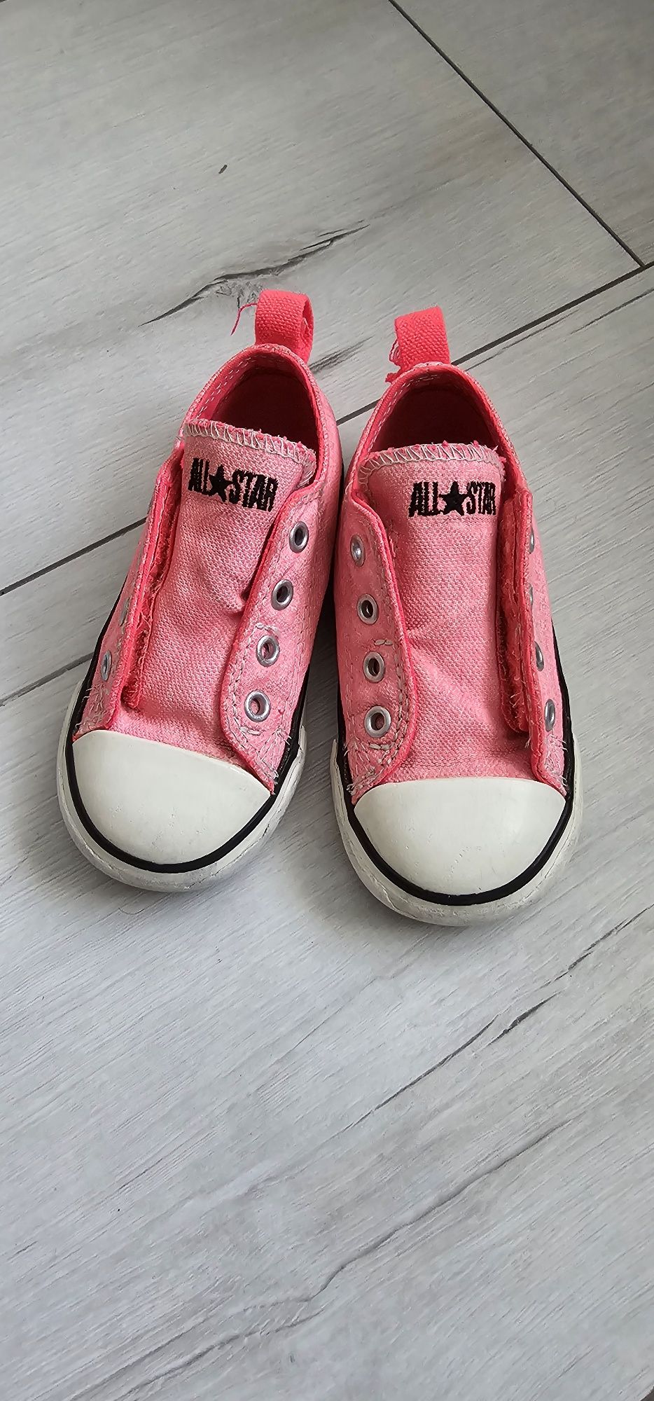 Tenisi  Converse