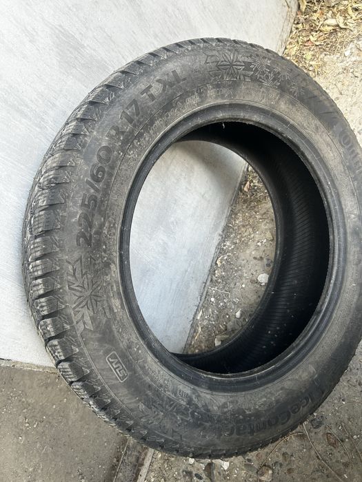 Продам шины 225/60/17 Continental в идеальном состоянии