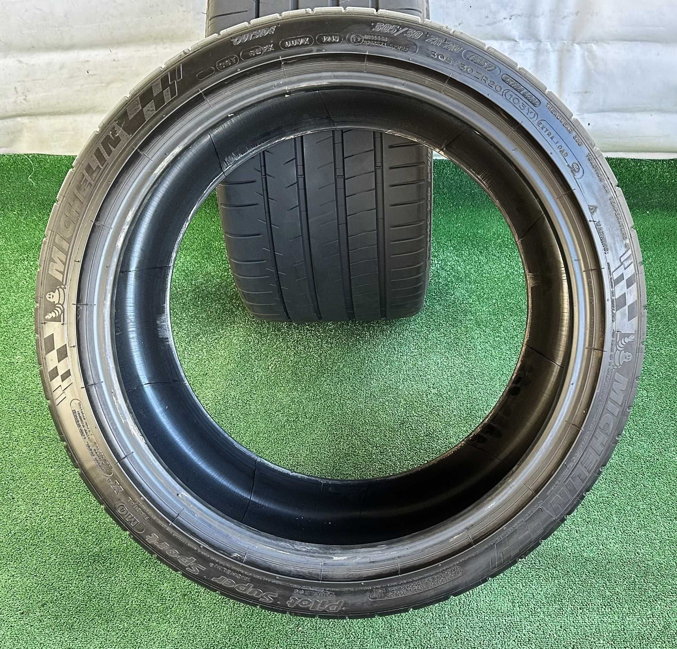 2бр 305/30r20 MICHELIN PILOT SUPER SPORT летни