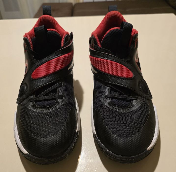 Маратонки Nike 39