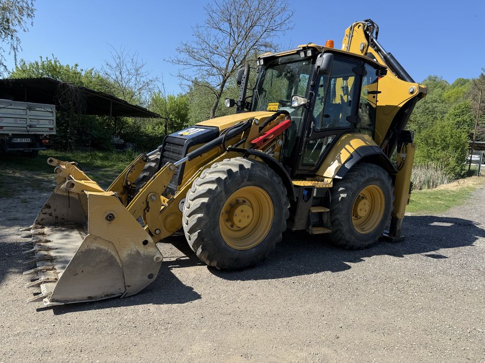 Buldoexcavator Caterpillar 444 F2