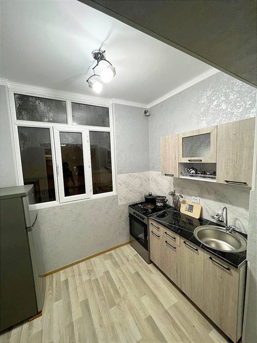 Novza metro yaqinida arenda kvartira