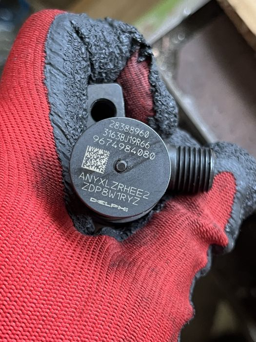 Injector ford kuga2 2.0d an 2015 cod:9674984080