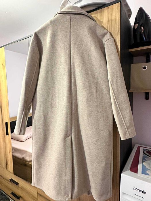 Палто с двуредно закопчаване - НОВО