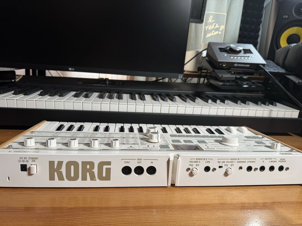 Korg microKORG S