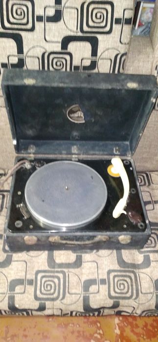 Патефон,проигрователи,телевизоряпонский  Смотрите 6 фото Читайте опис