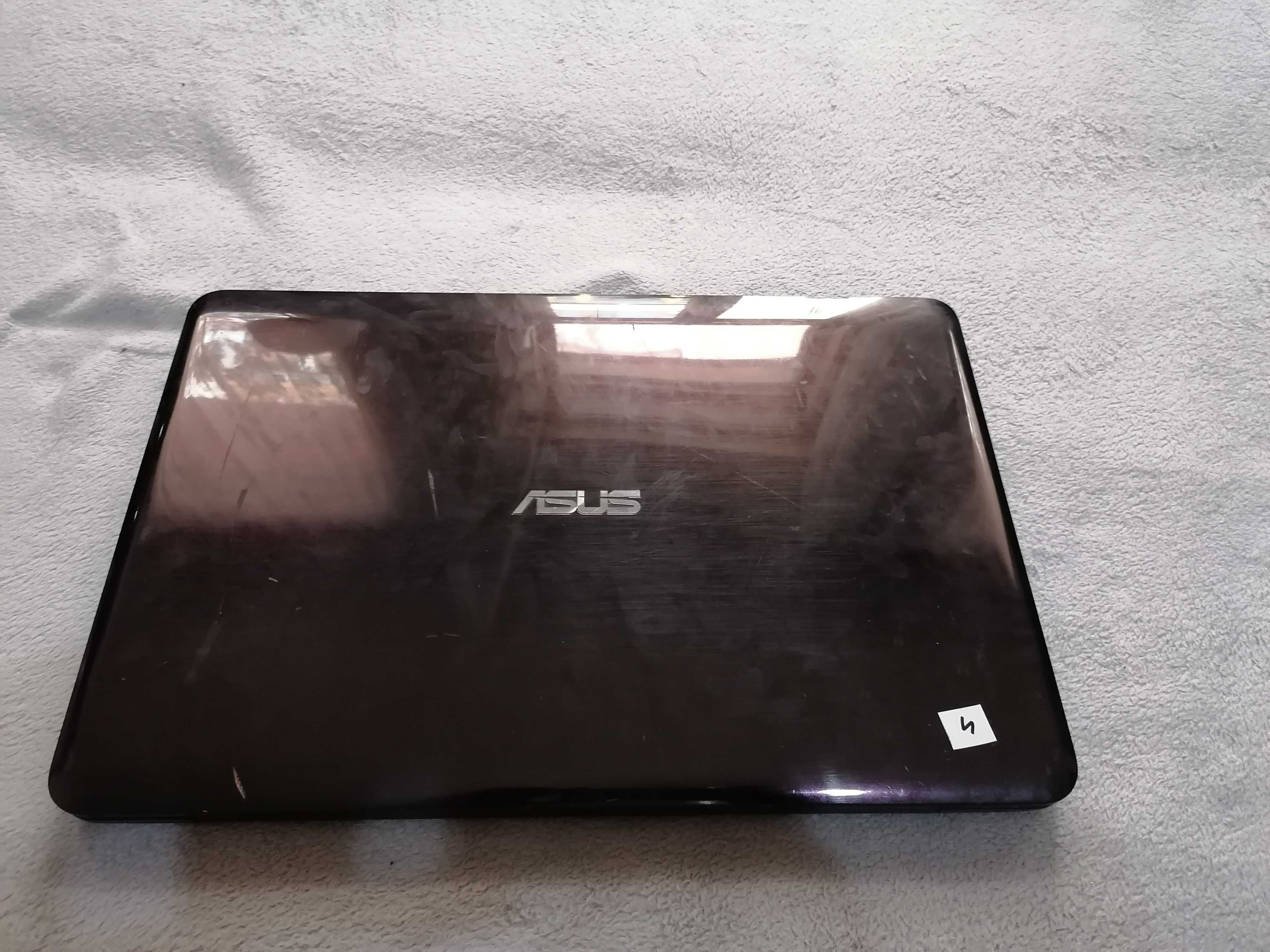 Laptop Asus Intel i3-6100U  17.3 Inch