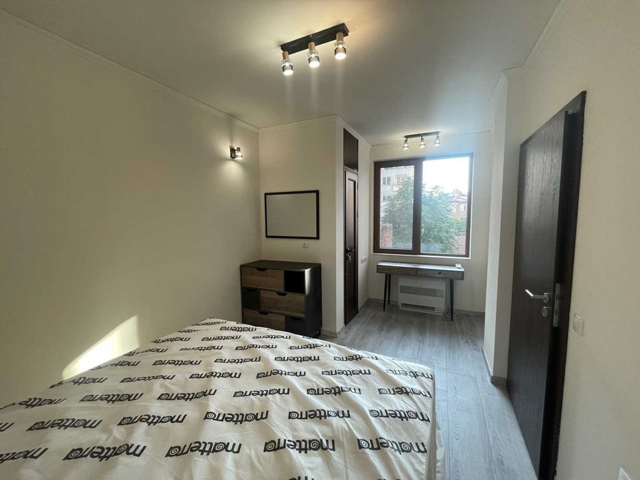 Дава се под наем Двустаен апартамент в София, Гео Милев - 76 кв.м за 489.6 € - Снимка #2