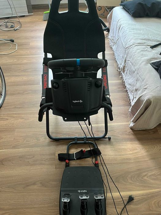 Volan gaming Logitech G29 Driving Force PS4, PS5 + Playseat Challenge