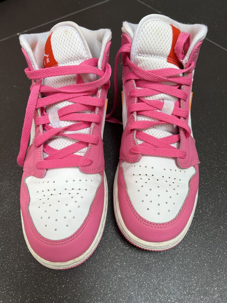 Air Jordan дамски маратонки