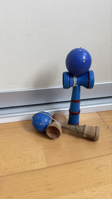Kendama  2 bucati standard si mare originale jucarie ken dama