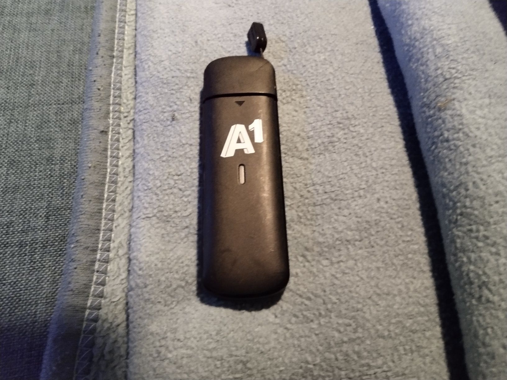 Последен модел 4G LTE USB сим карта флашка за мобилен интернет на А1