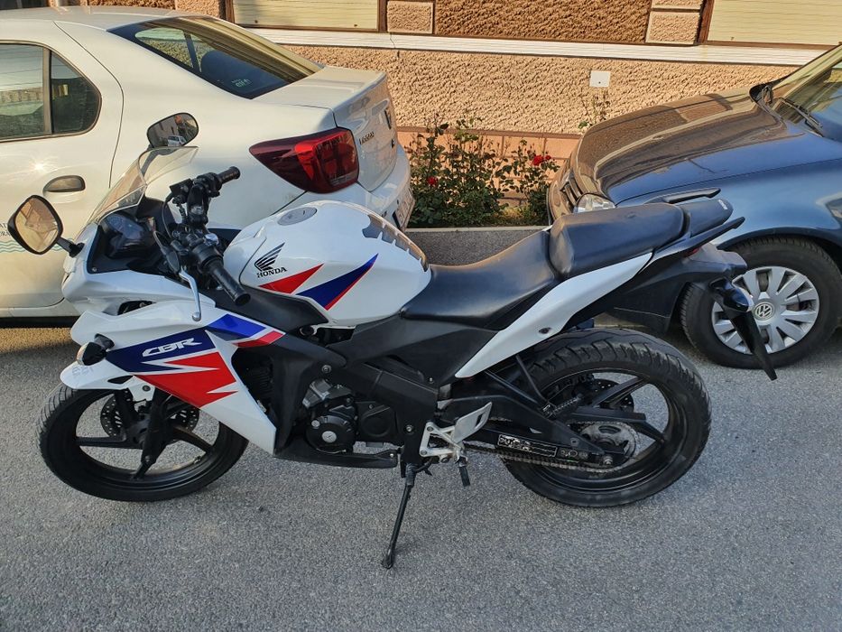 Honda CBR 125R A1  recent adus