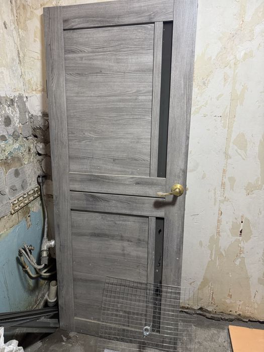 Продам двери комнатные