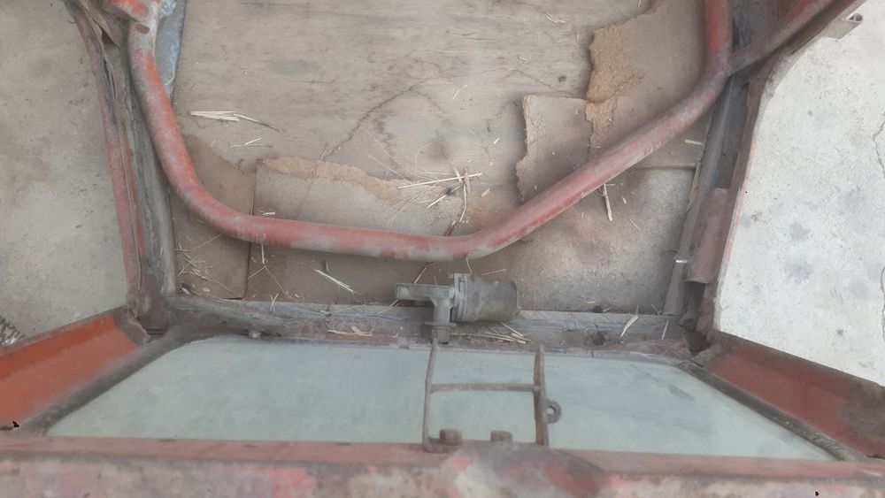 Трактор кабина Т-40