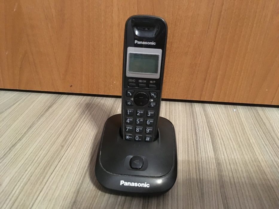 Безжичен телефон Panasonic KX-TG 2511 - черен