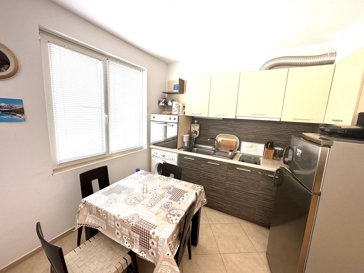 Продава се Двустаен апартамент в Каварна - 80 кв.м за 663 €/кв.м - Снимка #8