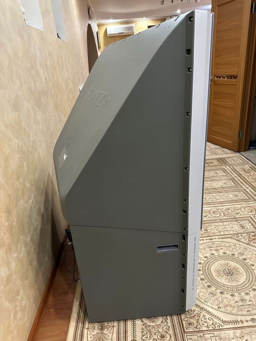 Телевизор Sony, домашний кинотеатр с колонками, dvd плейер