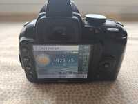 Nikon d3000 + obiectiv si geanta