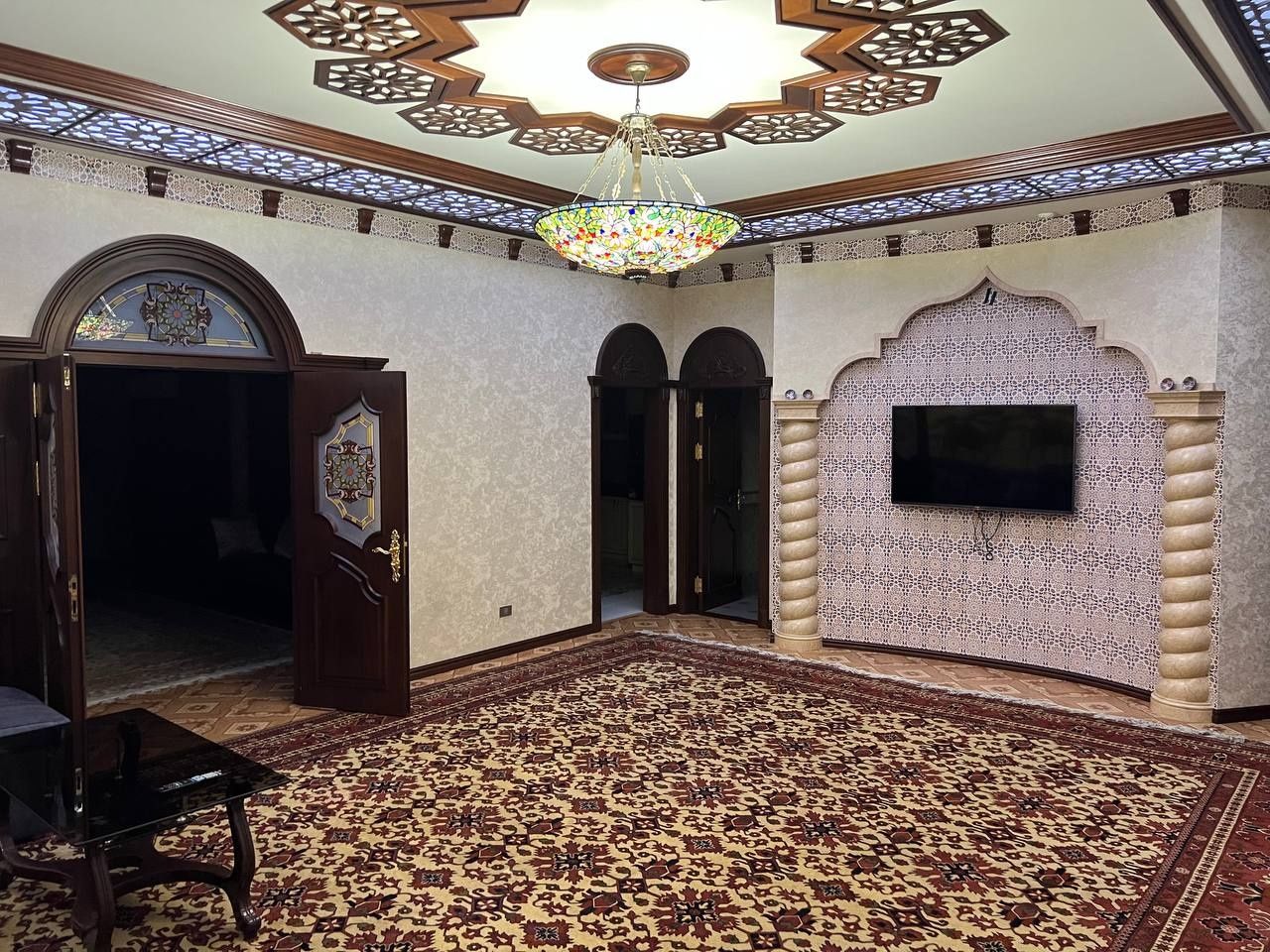 180кв. Парк Бобур, Яккасарой тумани, 4/8/8