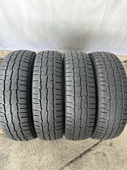195/75/16 c за бус 10PR Michelin 4бр дот22