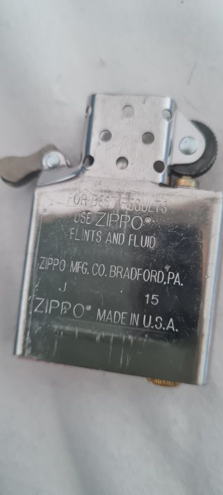 Bricheta Zippo editie limitata