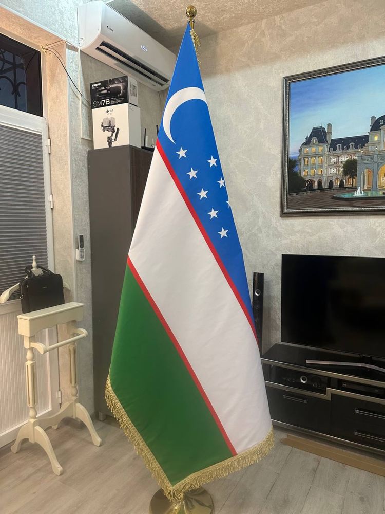 байроклар ишлаб чкарамиз