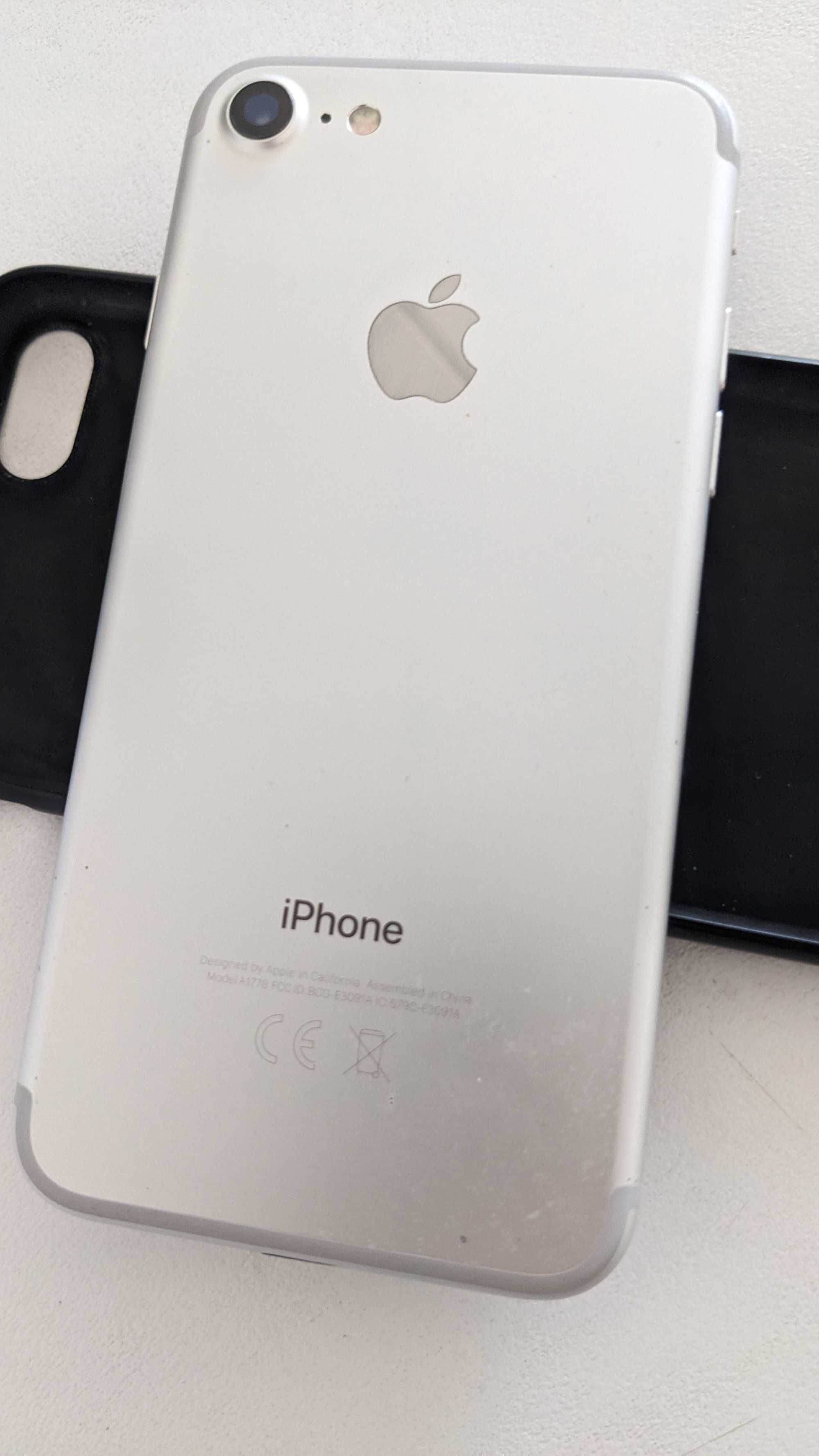 iPhone 7  32GB Silver