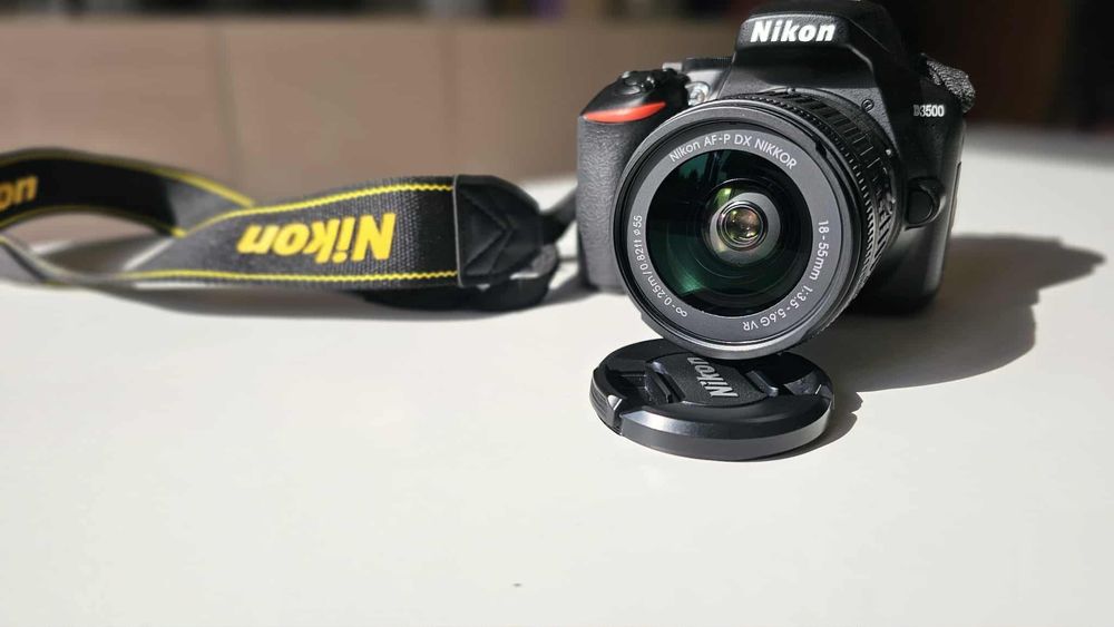 Фотоапарат Nikon D3500