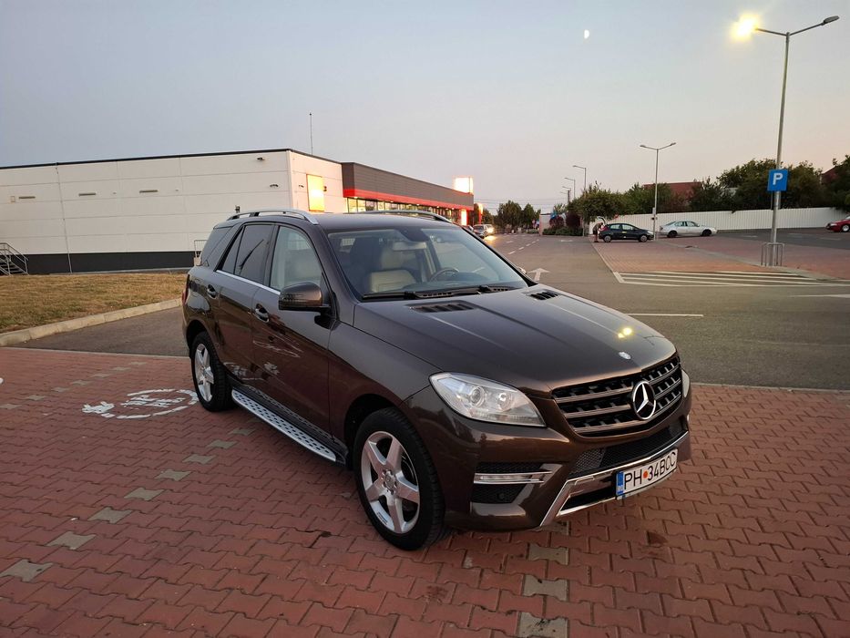 Vând Mercedes Benz 250 AMG 4Matic Blue Tec