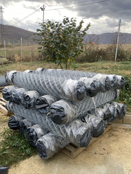 Поцинкована оградна мрежа