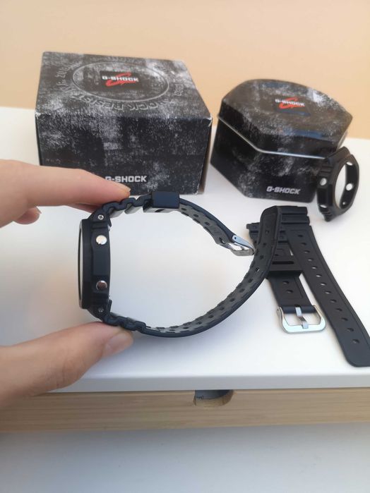 Casio G-Shock GA-B2100 (с нов безел, стъклен протектор)