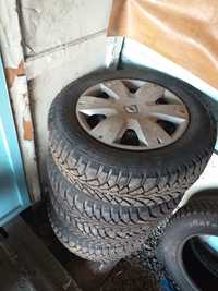 Продам Зимние колёса шипованые с дисками в ОТЛИЧНОМ состоянииНа195.65.
